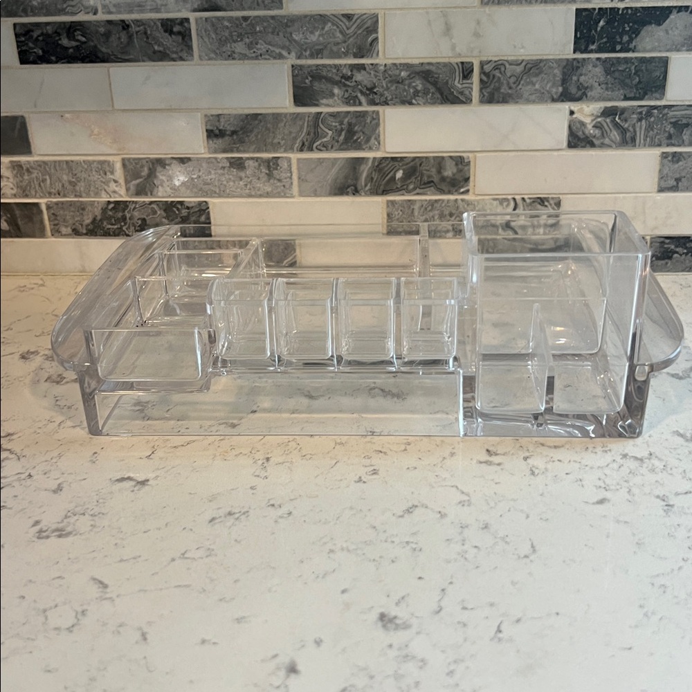 Makeup Tray - Picture 4 of 9